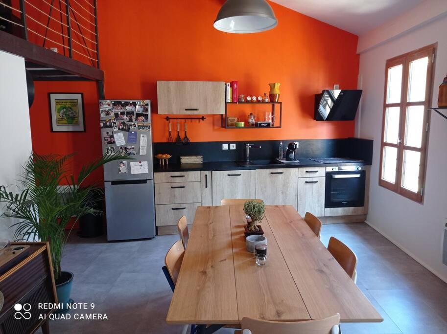 Loft Vue Palais Des Papes Apartment Авиньон Екстериор снимка