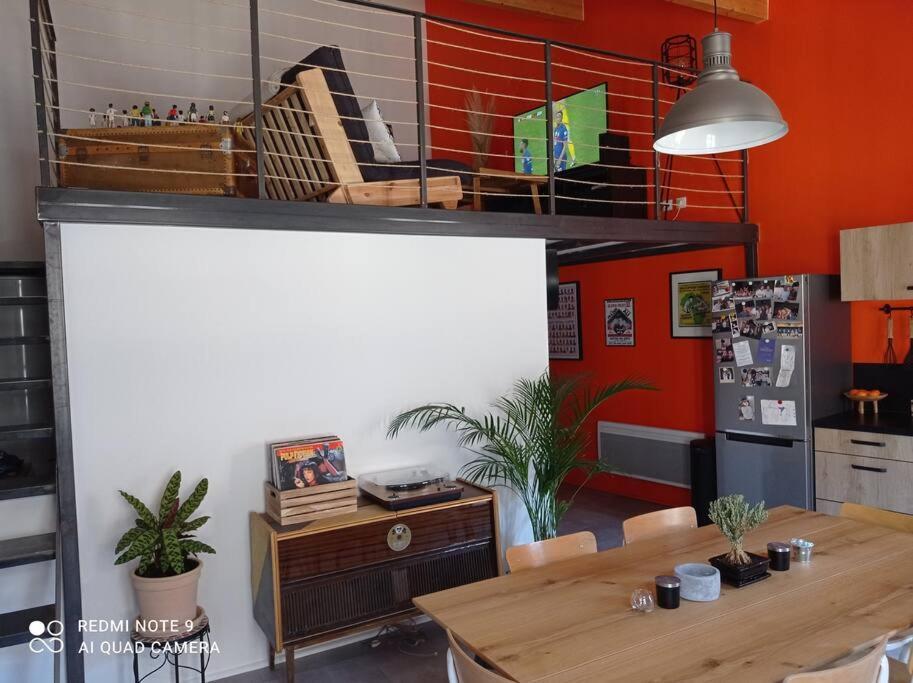 Loft Vue Palais Des Papes Apartment Авиньон Екстериор снимка